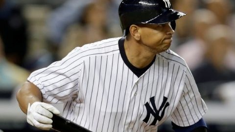 Alex Rodríguez en la cuarta entrada del juego de los Yankees ante los Rays de Tampa Bay el 24 de septiembre pasado.