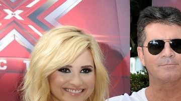 Paulina (segunda de la derecha) ha declarado que está muy ansiosa por la llegada de las galas en directo de 'X Factor'.