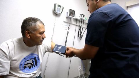 Expertos temen que el sistema de salud de California no esté preparado para atender una avalancha de nuevos pacientes.