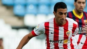 El delantero argentino del Barcelona, Lionel Messi, se lesionó durante el partido frente al Almería