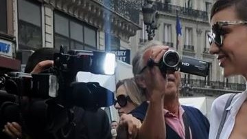 Miranda Kerr desfiló en París en la colección Primavera-Verano 2014 de la diseñadora Stella McCartney.