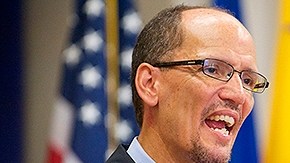 El secretario de Trabajo afirmó que siente la "responsabilidad" de avanzar con la agenda de trabajo designada por el presidente Obama.