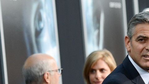 George Clooney aplaudió los esfuerzos del congresista de NY, Peter King.