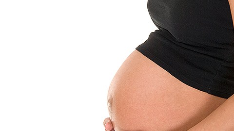 La reimplantación de tejido ovárico permite a las mujeres recuperar su menstruación y tener la oportunidad de quedar embarazadas a cualquier edad.