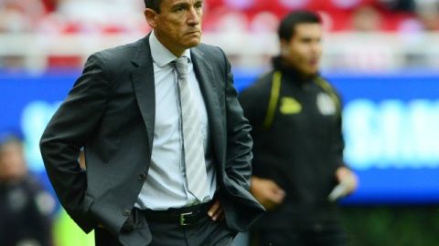 Juan Carlos Ortega, técnico de las Chivas del Guadalajara