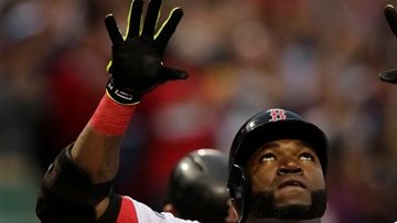 David Ortiz, de origen dominicano, sacudió dos jonrones el sábado