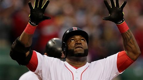 David Ortiz, de origen dominicano, sacudió dos jonrones el sábado