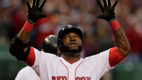 David Ortiz, de origen dominicano, sacudió dos jonrones el sábado