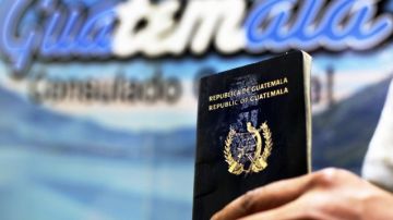 Una medida   temporal permitirá a los guatemaltecos sin DPI, tramitar  pasaportes en la sede consular de Los Ángeles, tras seis semanas de  problemas.