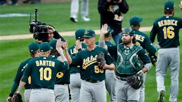 Atléticos ganaron 6-3 a Detroit en el segundo de tres juegos disputados.