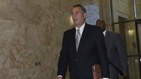 El presidente de la Cámara de Representantes John Boehner llega al Capitolio el lunes 7 de octubre de 2013.