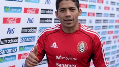 Javier Aquino, mediocampista de la selección mexicana