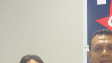 La alcaldesa de Houston Annise Parker, recibió el apoyo de funcionarios latinos más influyentes de la ciudad y del estado al menos de un mes de las elecciones.