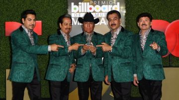 Los Tigres del Norte recibieron un reconocimiento durante la tercera edición de los Premios Billboard de la Música Mexicana.