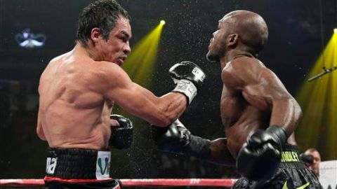 Durante los 12 rounds Márquez fue activo contra Bradley, pero no convenció a dos jueces.