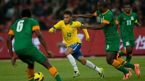 El delantero del Barcelona puso a bailar a Zambia.