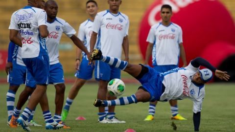 El buen ambiente y la confianza reinan en el campamento de  los catrachos, que hoy tratarán de sellar su pasaporte a la Copa del Mundo.