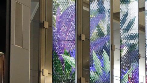 Las explosiones de ayer fueron en un área accesible sólo a los empleados en la terminal Internacional Tom Bradley.