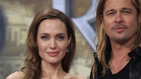 Brad convenció a Angelina de que solo es una medida preventiva de la que se olvidarán tan pronto como estén casados.