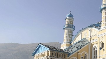 Musulmanes afganos rezan con motivo del primer día del festival del Eid al Adha, o Celebración del Sacrificio, en Kabul, ayer.