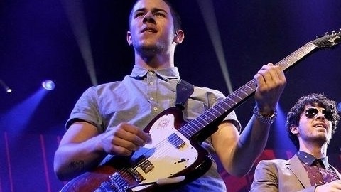 Los Jonas Brothers decidieron retirarse de la red social Twitter.