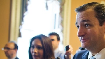 El senador Ted Cruz (R-Texas), representante del 'Tea Party',  quien lideró la campaña en contra de  Obamacare, finalmente optó por no obstaculizar el voto sobre un acuerdo logrado en el Senado.