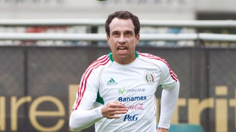 Torrado, uno de los culpables en la cancha del desastre que se vive en el 'Tri'.