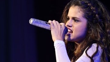 Selena Gomez ha atribuido sus lágrimas a que no le permitieron tomarse fotos con sus fans.