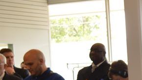 Estudiantes de la Magic Johnson Bridgescape Academy en el barrio de Lawndale (3210 W. Roosevelt Rd.).