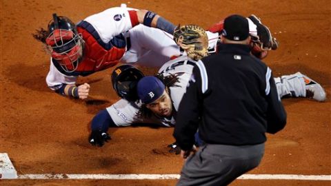 Medias Rojas echaron a los Tigres en seis juegos de la Serie de Campeonato.