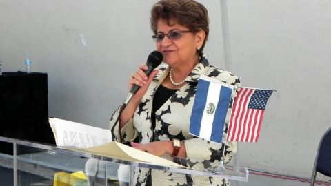 La viceministra de Salud de El Salvador, Violeta Menjívar.