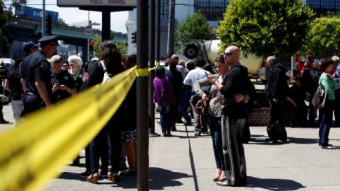 Las autoridades no dieron a conocer la identidad de los oficiales.