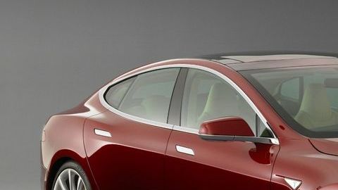 El Tesla S supera la mala publicidad de un video difundido hace unos meses.