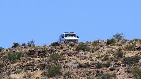 La Unión Americana de Libertades Civiles de Texas presentó una demanda acusando a un agente de Border Protection por usar fuerza excesiva y abusar físicamente de una ciudadana norteamericana durante un interrogatorio, el otoño del 2012.