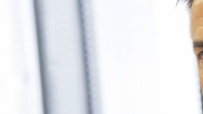 El director ejecutivo de Covered California, Peter Lee.