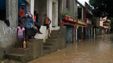 El temporal amenaza con inundaciones varias localidades.