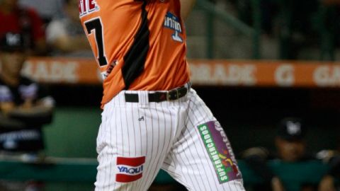 Jesse Gutiérrez, artillero de Naranjeros.