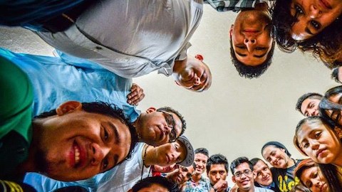De los 34 miembros del grupo que cruzaron la frontera el 30 de septiembre del 2013, aún quedan 13 detenidos en El Paso.