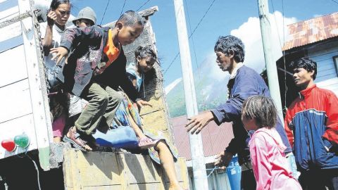 Las personas abandonan sus hogares como medida preventiva