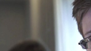 Un legislador alemán presentó una carta de Edward Snowden el viernes en la que pedía a EEUU retirar los cargos en su contra.