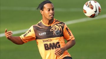 Ronaldinho es la principal estrella del Atlético Mineiro, el actual campeón de la Copa Libertadores y uno de los dos mejores equipos de Belo Horizonte.