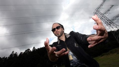 Yandel, a pesar del título de su nuevo álbum, no se considera una leyenda musical.