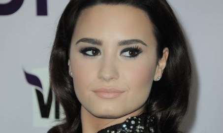 Demi Lovato tomó la simbólica decisión para romper con sus adicciones de renunciar a la fiesta que se iba a organizar en su honor por su 21 cumpleaños.