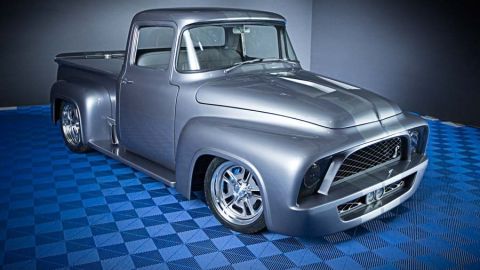 La F-100 de 1956 fue denominada “Snakebit”.