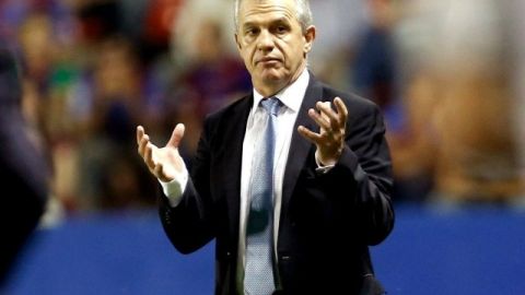 Javier Aguirre, técnico del Espanyol de Barcelona, percibe un sueldo de un millón de euros anuales
