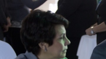 La candiller  de Honduras Mireya Agüero dijo que han revisado el asunto de la compra de diez aviones A-37 a Chile y  es una amenaza.