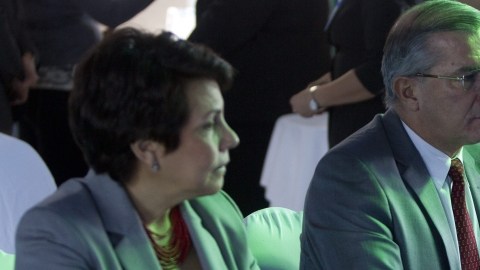 La candiller  de Honduras Mireya Agüero dijo que han revisado el asunto de la compra de diez aviones A-37 a Chile y  es una amenaza.
