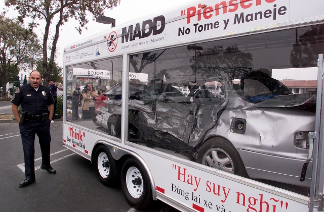 La organización MADD provee ayuda psicológica y legal a personas que han estado involucradas en un accidente que incluya un conductor bajo la influencia del alcohol.