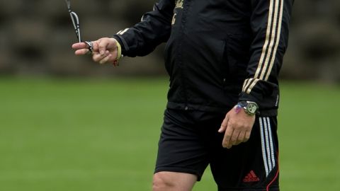 Miguel Herrera tiene ante sí una dura prueba y una oportunidad que no esperaba: asistir a un Mundial.