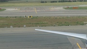 Ninguno de los 156 pasajeros del vuelo 160 de American Airlines sufrió lesión.